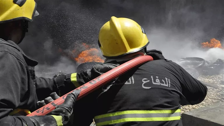 حريق يلتهم مصنع مراتب بمدينة دمياط الجديدة