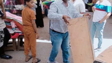 حملة مكبرة لرفع الإشغالات والتعديات على حرم الطريق بمدينة القوصية لإعادة الانضباط وتحقيق السيولة المرورية 3