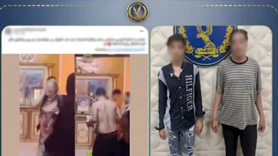 خلاف على أموال ينتهي بضرب الأم.. ضبط شقيقين في السيدة زينب