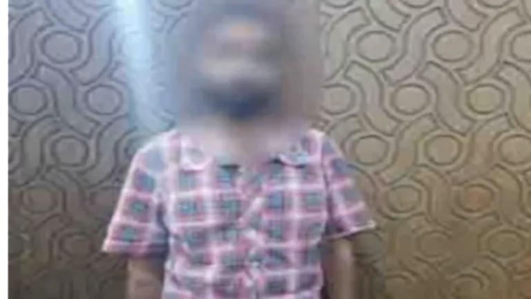 صوّر الجلسات ونشرها على السوشيال.. ضبط شخص بتهمة الدجل والشعوذة والنصب