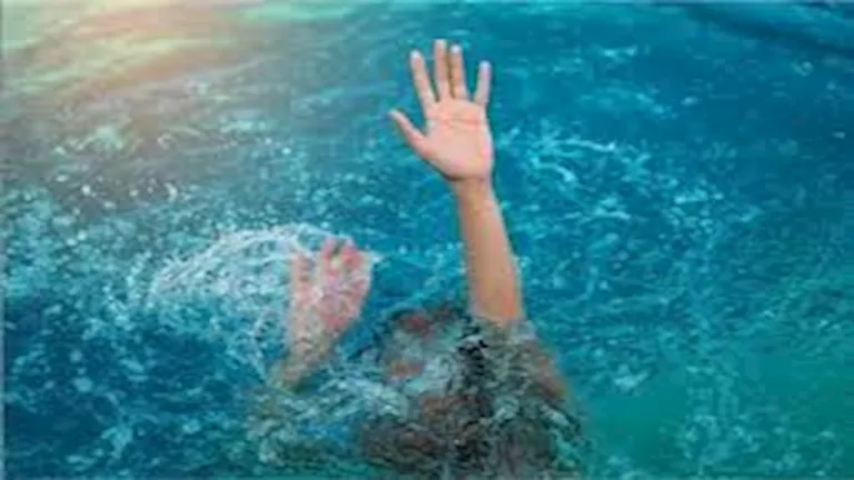مأساة داخل حمام سباحة.. مصرع شاب غرقًا في سوهاج