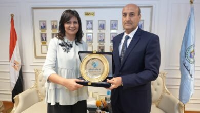 محافظ أسيوط يستقبل السفيرة نبيلة مكرم ويبحثان تعزيز التعاون مع التحالف الوطني لخدمة الأولى بالرعاية 5