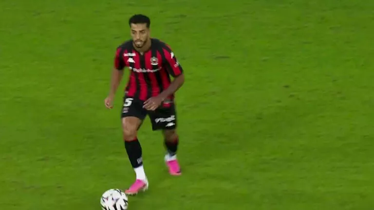 محمد عبد المنعم يعود للمشاركة مع فريق نيس بالدوري