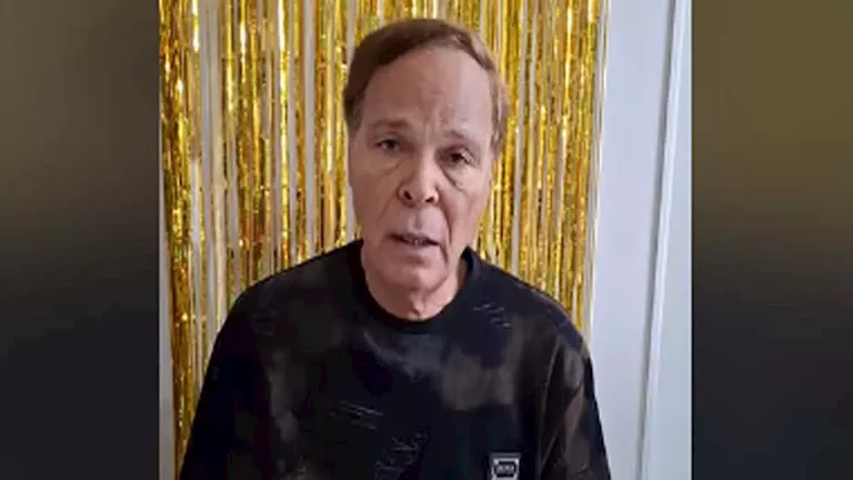 محمود عامر يوجه رسالة للرئيس السيسي ووزير الصحة بسبب واقعة في التأمين
