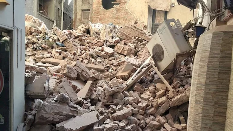 مكون من 4 طوابق.. انهيار عقار في منطقة المندرة بالإسكندرية | ضي النهار مكون من 4 طوابق.. انهيار عقار في منطقة المندرة بالإسكندرية