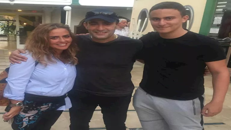 ياسين السقا عن الشائعات حول عائلته: " طول عمري محترم وأمي وأختي خط أحم