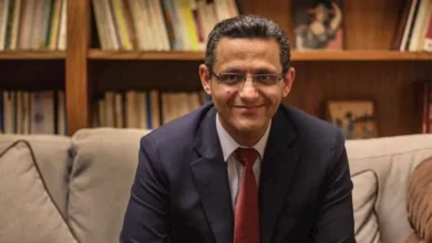 أحلام القيد.. نقيب الصحفيين يطلق دعوة لمناقشة جراح مهنة الصحافة