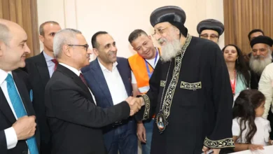 البابا تواضروس يُشيد بحفاوة استقبال أهالي بني سويف في ختام زيارته