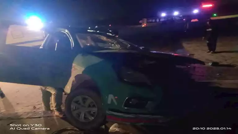 "العربية اتقلبت بيهم".. إصابة 17 عاملا إثر حادث مروع في الصف