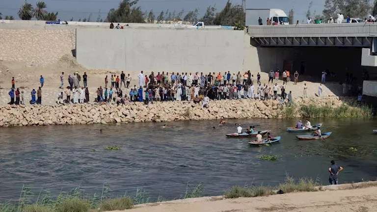 انتشال جثمان طالب غرق في ترعة النوبارية بأبو المطامير بالبحيرة (صور) | ضي النهار انتشال جثمان طالب غرق في ترعة النوبارية بأبو المطامير بالبحيرة (صور)