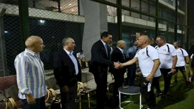 بالصور.. وزير الشباب والرياضة يؤازر منتخب مصر قبل مواجهة أنجولا