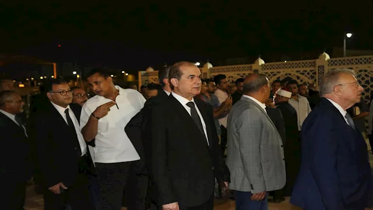 توافد رجال القضاء والشخصيات العامة للمشاركة في عزاء المستشار أحمد الزن