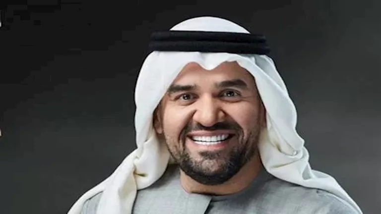 حسين الجسمي ولطيفة ينعيان شقيق حاكم دبي ونائب رئيس الإمارات