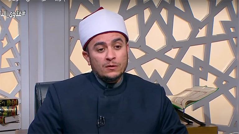حكم تأخير الغُسل بعد انتهاء الحيض.. وماذا عن الصلوات الفائتة؟