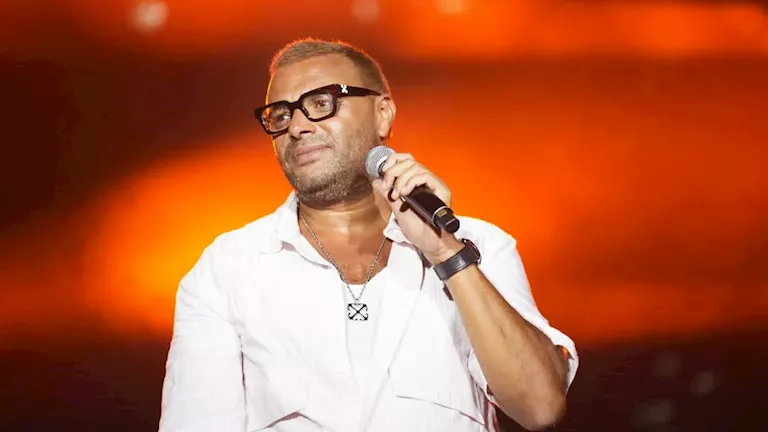 رامي صبري لـ عمرو دياب: "دايما ممتعنا ونفتخر بيك"