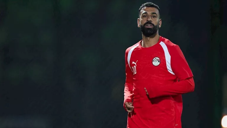ستوري نجوم كرة القدم.. صلاح في مران المنتخب ورونالدو في معسكر البرتغال