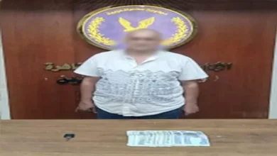 سقوط عاطل انتحل صفة موظف بحي للنصب على أصحاب المحال في القاهرة
