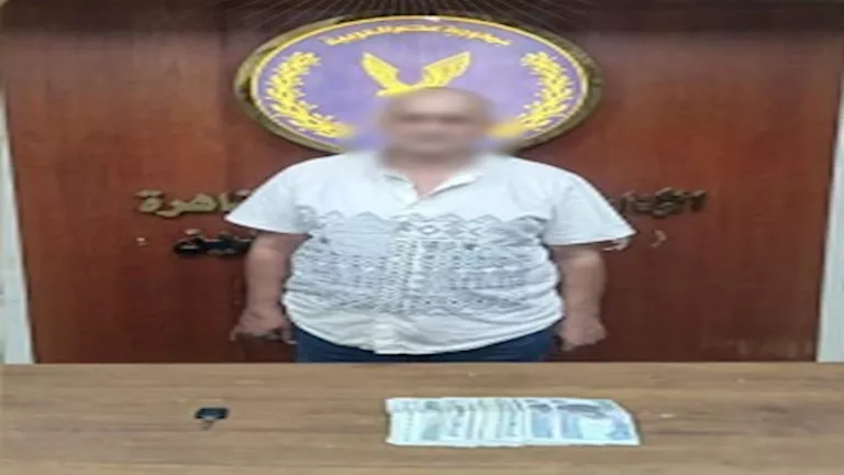 سقوط عاطل انتحل صفة موظف بحي للنصب على أصحاب المحال في القاهرة | ضي النهار سقوط عاطل انتحل صفة موظف بحي للنصب على أصحاب المحال في القاهرة