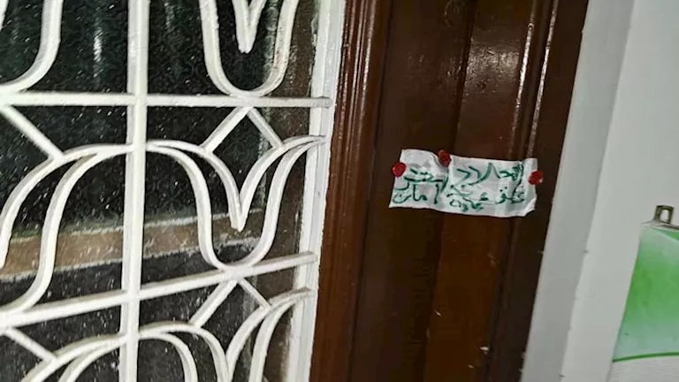 صحة الإسكندرية تضبط منتحلي صفة أطباء وتغلق منشأة لعلاج الإدمان - صور