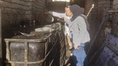 ضبط 2500 لتر زيوت سيارات مستعملة قبل بيعها بالأسواق في المنيا