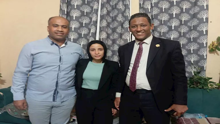 في واقعة الأخبار الكاذبة.. الصورة الأولى لـ "دينا عزت" بعد إخلاء سبيله