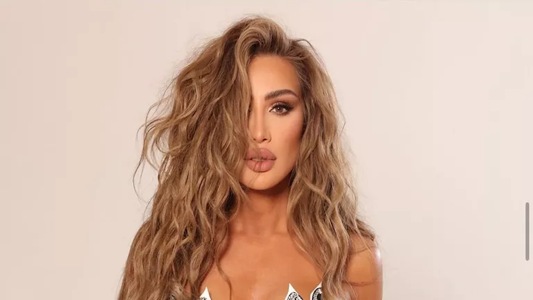 مايا دياب تخطف الأنظار بأحدث ظهور في السويد