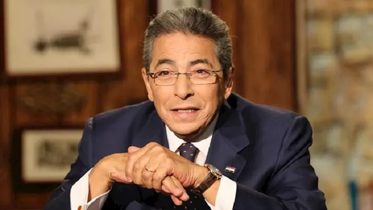 محمود سعد ينتقد إضافة مواد الهوية للمجموع ويطالب برأي المتخصصين