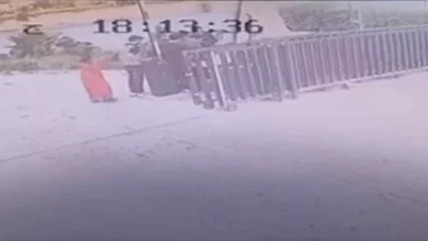 معركة على بوابة كمبوند.. تفاصيل فيديو سيدة تهاجم فرد أمن بحدائق أكتوبر
