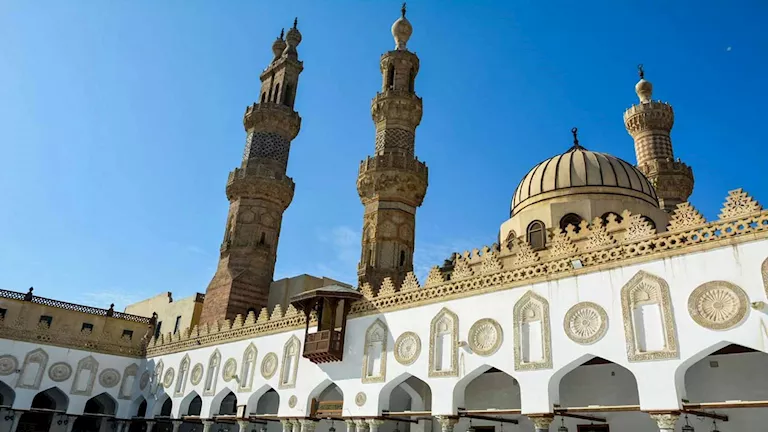 ملتقى أزهري يحذر من التشكيك في السنة: استهداف للهوية وزعزعة لثقة الشبا