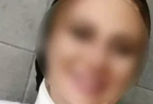 من داخل قفص الاتهام.. محامية الإسكندرية تنكر قتل والدتها وتقطيع جثتها