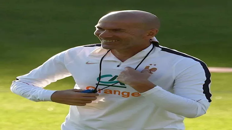 منتخب فرنسا يخوض مرانه الأول تحت قيادة زيدان | ضي النهار منتخب فرنسا يخوض مرانه الأول تحت قيادة زيدان