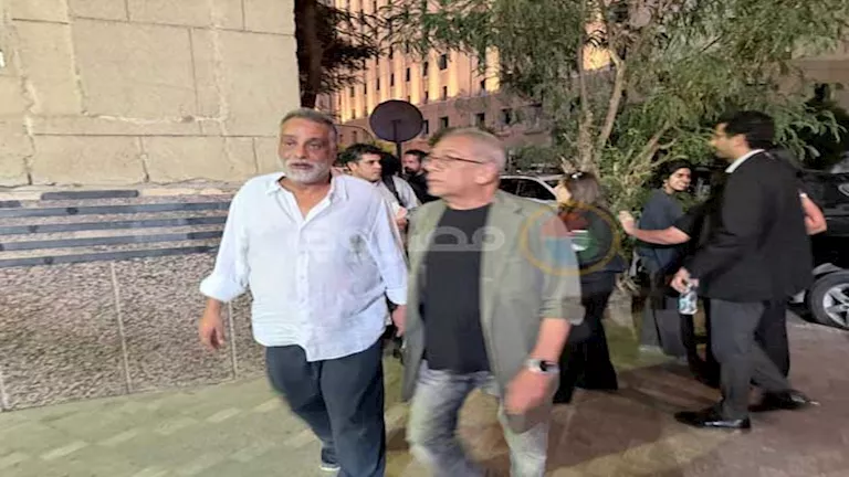 نجوم وصناع السينما يقدمون واجب المواساة والعزاء في زوج ماريان خوري
