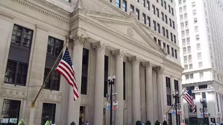 هل يرفع الفيدرالي الأمريكي سعر الفائدة في الاجتماع المقبل؟ | ضي النهار هل يرفع الفيدرالي الأمريكي سعر الفائدة في الاجتماع المقبل؟