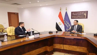 وزير الاتصالات يبحث مع إنترو إنشاء "كيميت" باستثمارات 270 مليون دولار