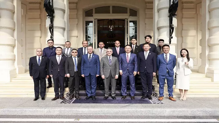 وزير العدل يتفقد محكمة رقمية بالصين ويبحث نقل التجربة إلى مصر | ضي النهار وزير العدل يتفقد محكمة رقمية بالصين ويبحث نقل التجربة إلى مصر