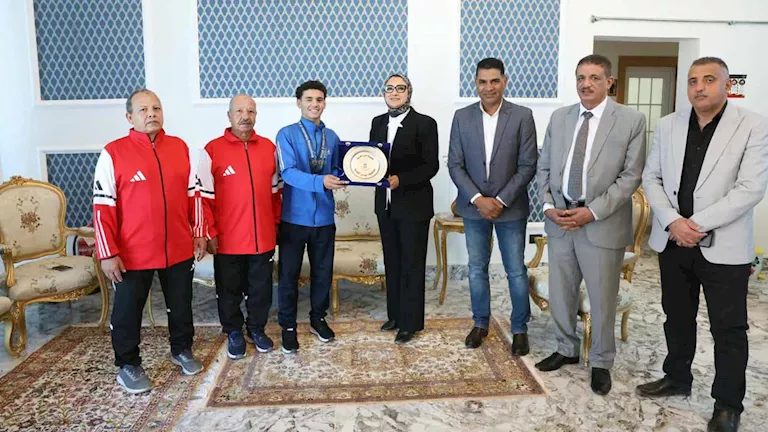 3 فضيات أفريقية تزين سجل بطل رفع الأثقال من الوادي الجديد | ضي النهار 3 فضيات أفريقية تزين سجل بطل رفع الأثقال من الوادي الجديد