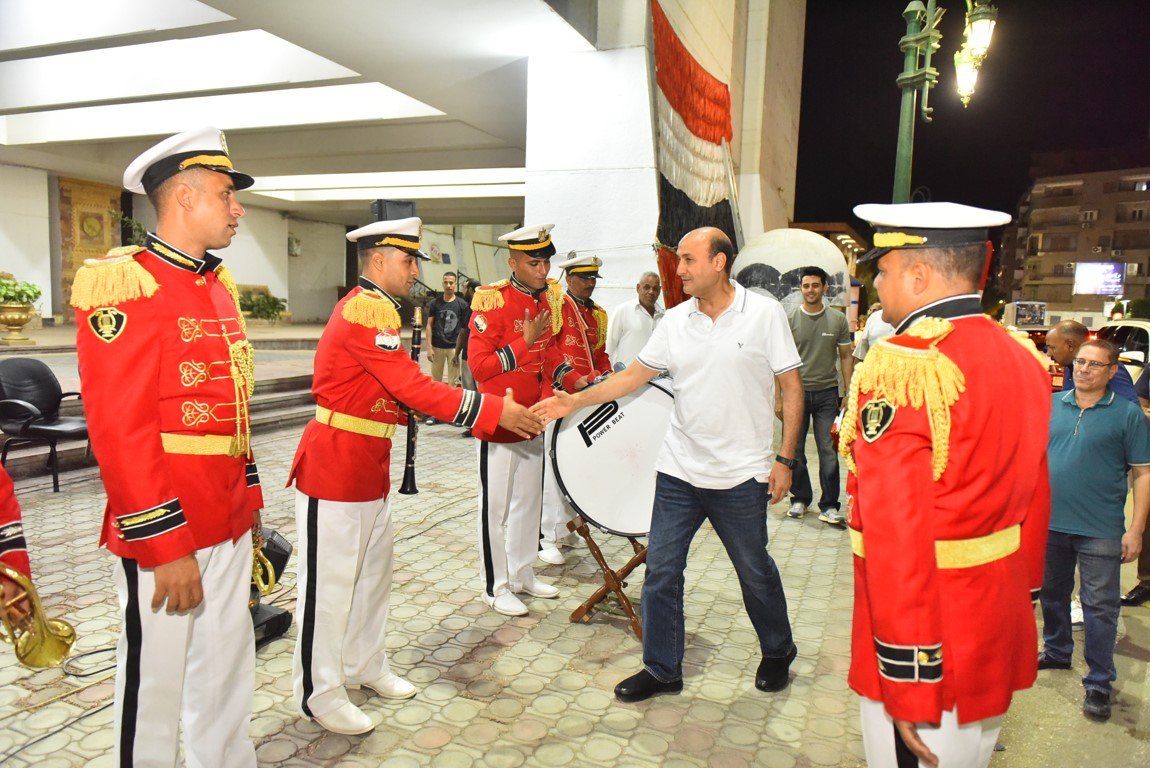 بالفيديو والصور .. محافظة أسيوط تنظم أجواءً وطنية بمحيط الديوان العام احتفالًا بذكرى نصر أكتوبر بمشاركة الموسيقى العسكرية | ضي النهار Picture5