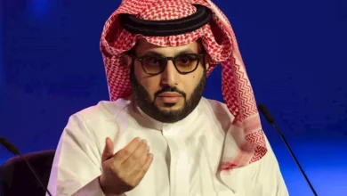 آل الشيخ: السوشيال ميديا عالم وهمي.. وبشوف حب المصريين بالشارع
