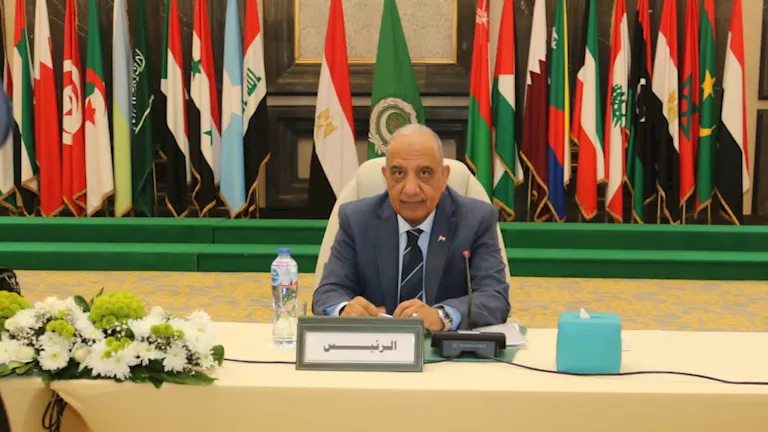أحمد مهينة رئيسًا للقابضة لكهرباء مصر وأشرف يوسف لشركات الإنتاج