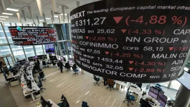 الأسهم الأوروبية تواصل التراجع وسط اضطرابات سياسية في فرنسا