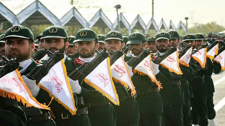 الحرس الثوري يعلن مهاجمة ناقلة نفط في مضيق هرمز
