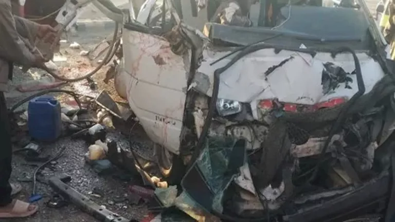 النيابة تعاين موقع حادث الأوسطي بعد مصرع 10 عمال وإصابة 24 آخرين