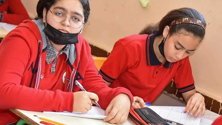 انطلاق امتحانات شهر أكتوبر لطلاب صفوف النقل