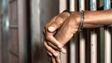 تجديد حبس عاطل شرع في قتل جاره بسبب لهو الأطفال 45 يومًا