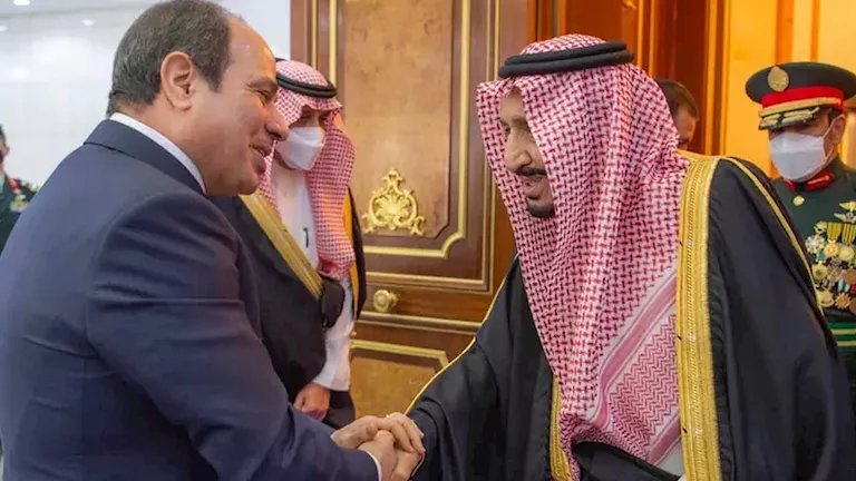 تركي آل الشيخ ينشر صورة للرئيس السيسي مع الملك سلمان بن عبد العزيز