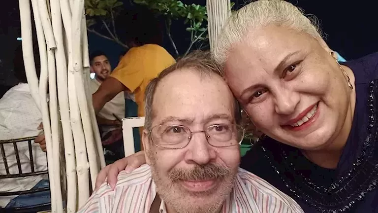 زوجة سامي عبدالحليم توجه رسالة مؤثرة له: إن شاءالله ترجع تحكي حكاويك ا