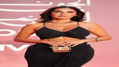 فاطمة ناصر بإطلالة سوداء جذابة في مهرجان الجونة