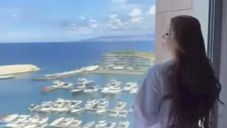 نسرين طافش في بيروت وكارولين عزمي بمكياج ناعم.. لقطات نجوم الفن خلال 2