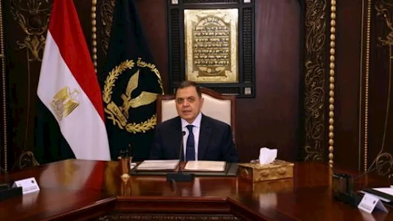 وزير الداخلية انخفاض جرائم سرقة السيارات بنسبة 94% منذ 2011